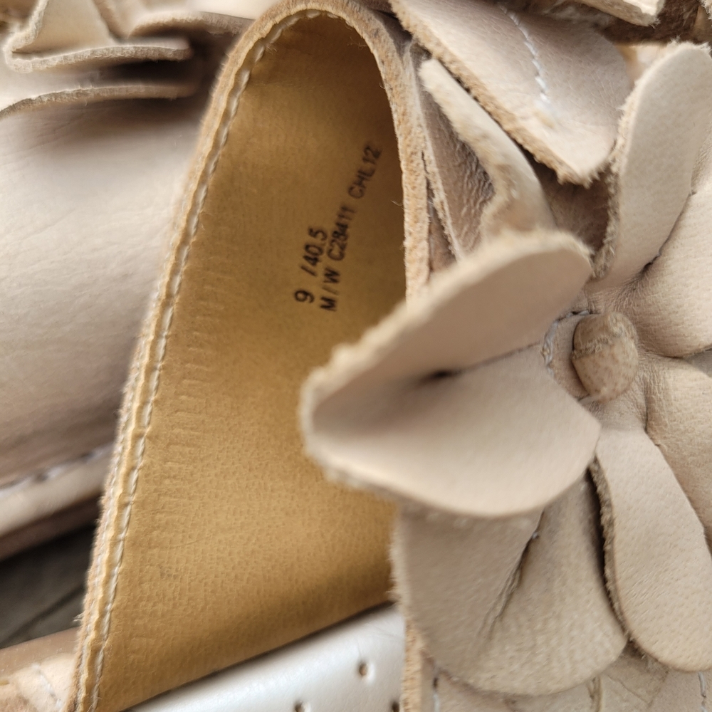 b.o.c. floral sandals - Picture 4 of 6